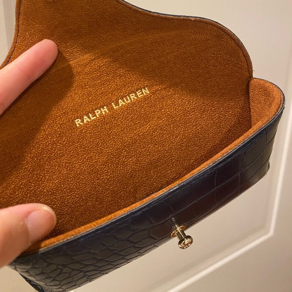 Ralph Lauren sunglass case - Picture 3 of 3